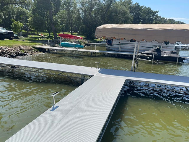 Solar Dock Side Mount Light