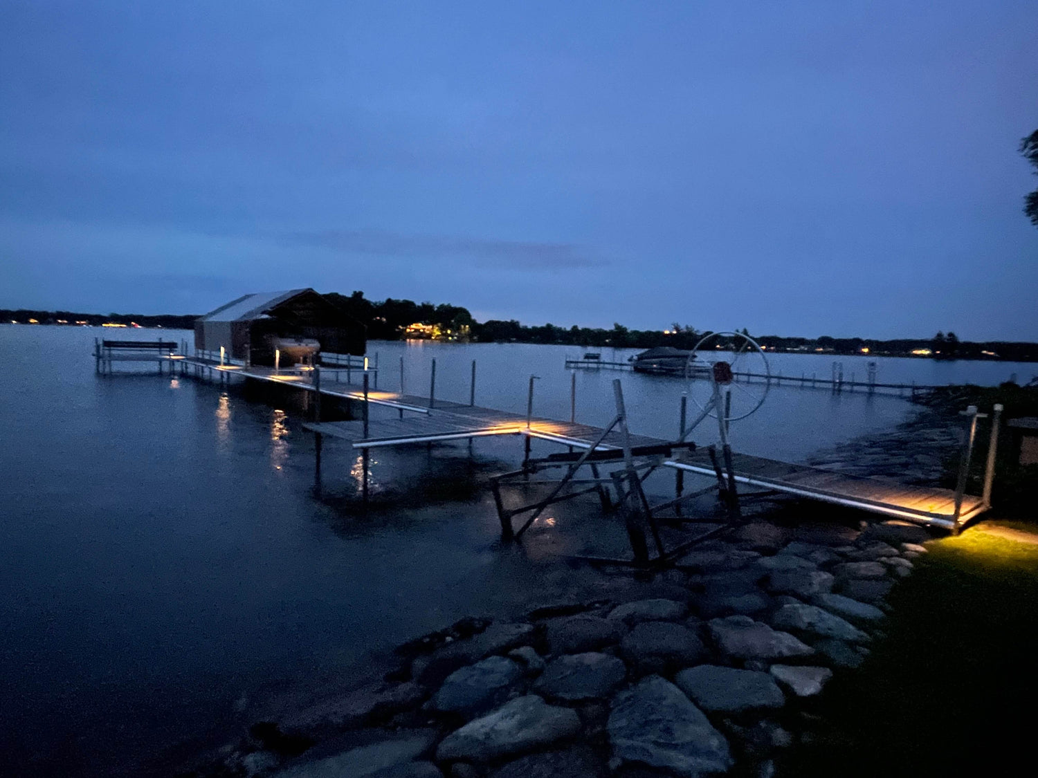 Solar Dock Post Center Mount Light