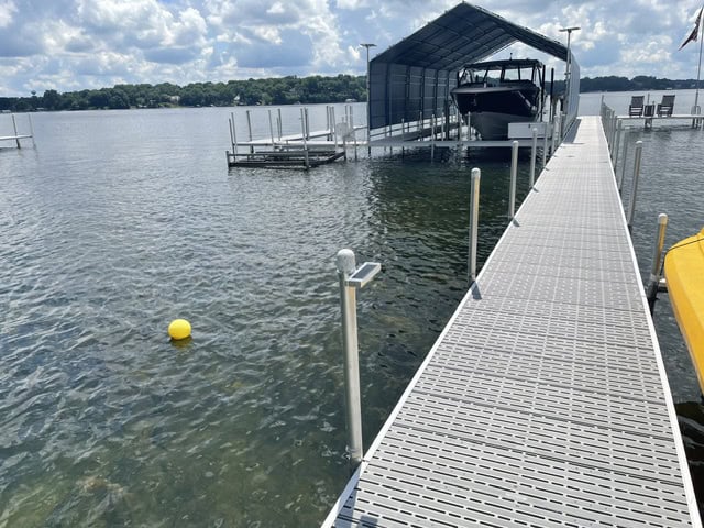 Solar Dock Post Center Mount Light