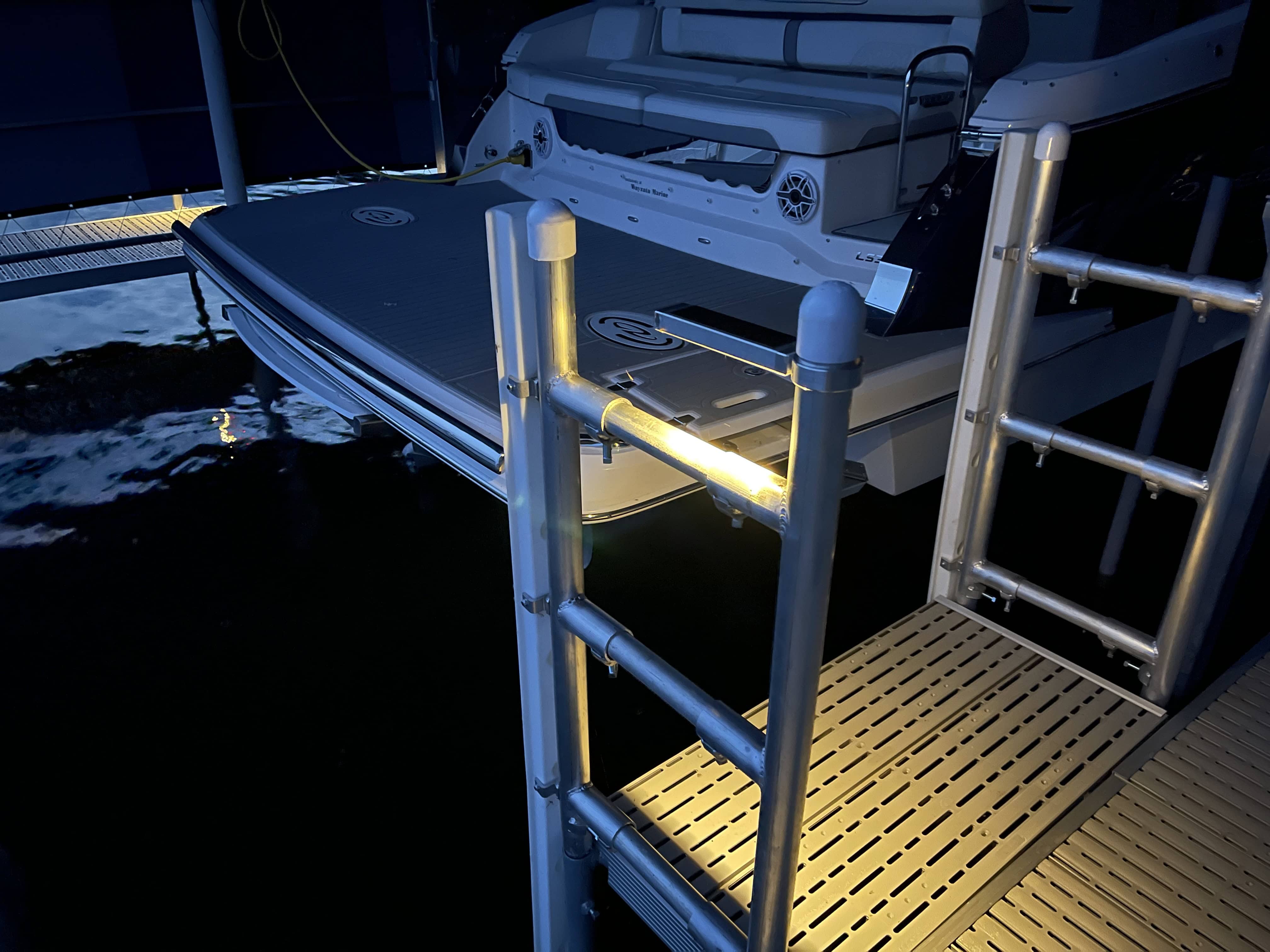 Solar Dock Post Mount – SunTino Solar Lights